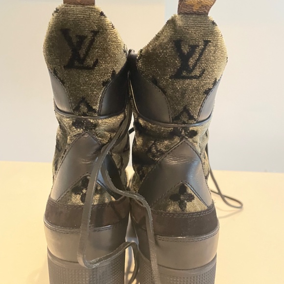 Louis Vuitton Laureate Platform Desert Boot - Picture 2 of 6